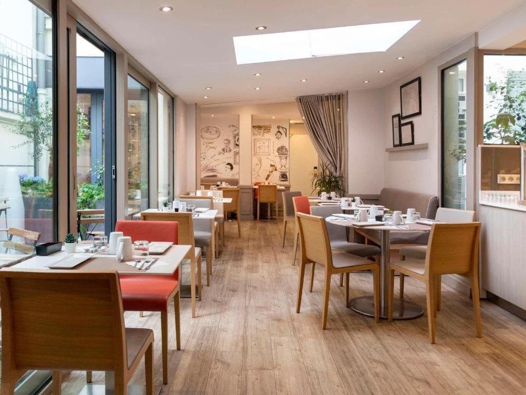 Mercure Paris Montparnasse Raspail Hotel