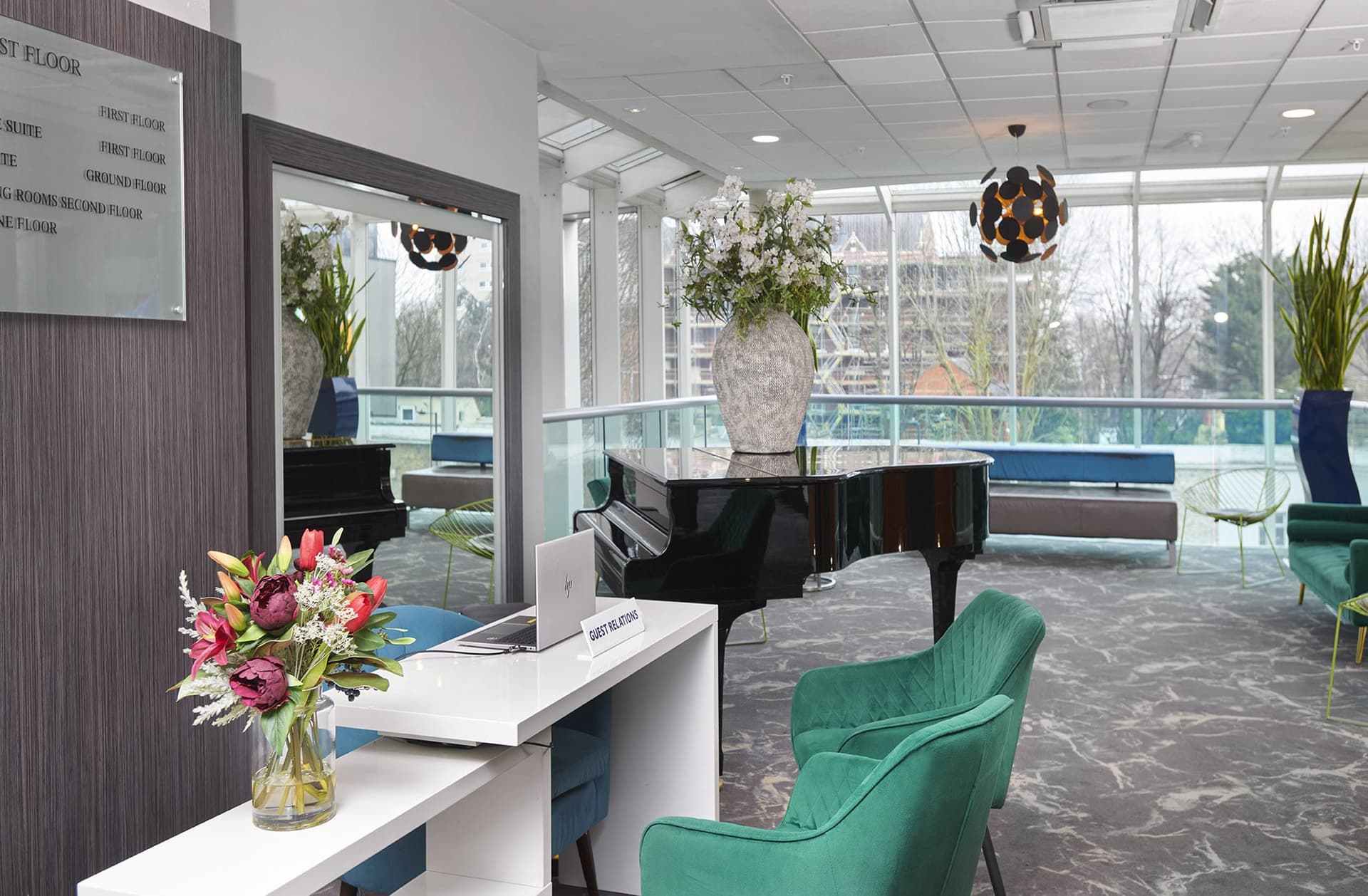 Novotel London West