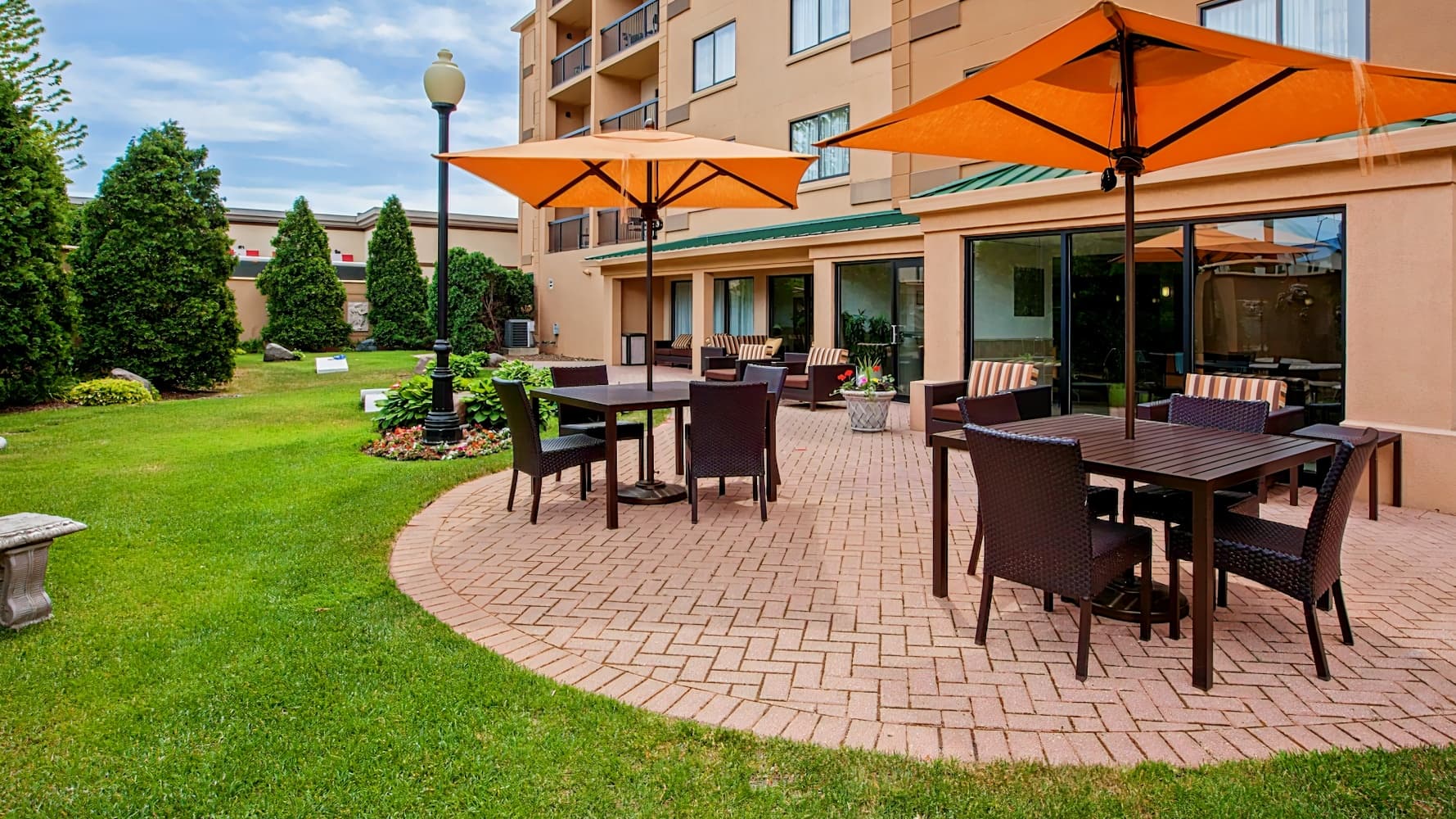 Courtyard by Marriott Chicago Midway Airport