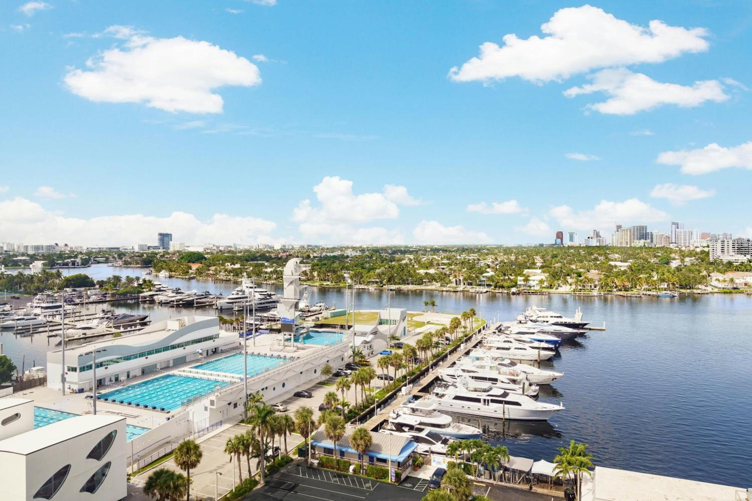 Courtyard by Marriott Oceanside Fort Lauderdale Beach